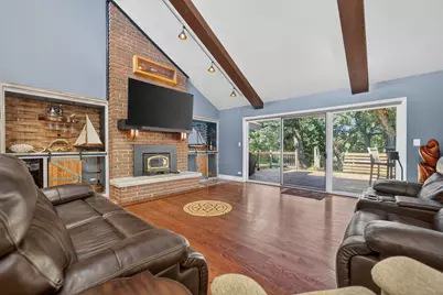 7707 N Valley Hill Road, Woodstock, IL 60098 - Photo 4