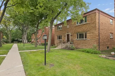 8023 Lake Street #2, River Forest, IL 60305 - Photo 2