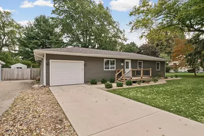 414 S Washington Street, Cerro Gordo, IL 61818 - Photo 1
