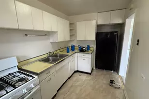 1014 Edwards St, Waukegan, IL 60085 - Photo 2