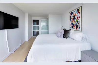 2 E Erie Street #3005, Chicago, IL 60611 - Photo 18