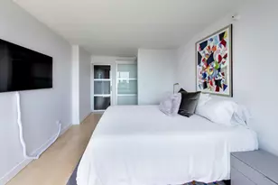 2 E Erie St, Chicago, IL 60611 - Photo 18