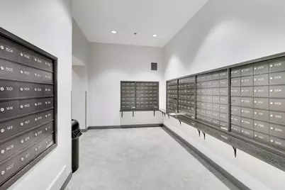 2 E Erie Street #3005, Chicago, IL 60611 - Photo 28