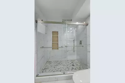 2 E Erie Street #3005, Chicago, IL 60611 - Photo 14