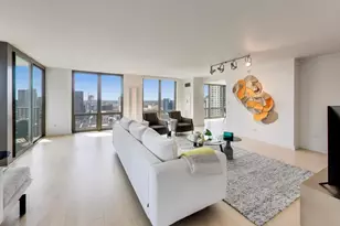 2 E Erie St, Chicago, IL 60611 - Photo 4