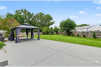 408 Pinehurst Court, Gurnee, IL 60031 - Photo 46