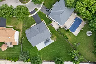 408 Pinehurst Ct, Gurnee, IL 60031 - Photo 50