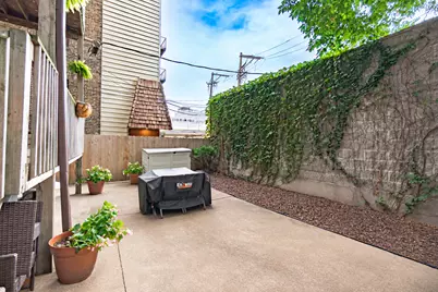 926 W Barry Avenue #2, Chicago, IL 60657 - Photo 16
