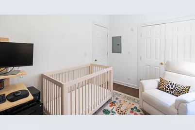 926 W Barry Avenue #2, Chicago, IL 60657 - Photo 10