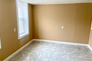 829 W 33rd St, Chicago, IL 60608 - Photo 2