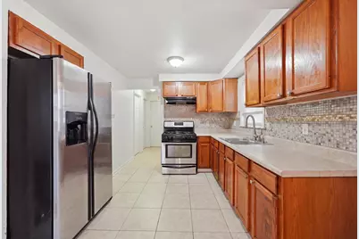 9340 S University Avenue, Chicago, IL 60619 - Photo 8