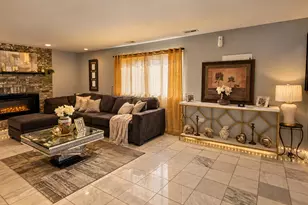 22507 Latonia Ln, Richton Park, IL 60471 - Photo 8