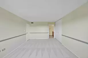 141 N La Grange Rd, La Grange, IL 60525 - Photo 20