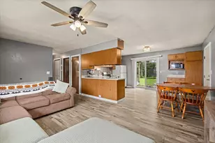 1407 Fulton St, Streator, IL 61364 - Photo 10