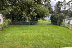 5312 W Lake Shore Dr W, Oakwood Hills, IL 60013 - Photo 22