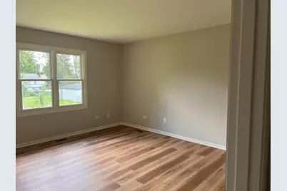5312 W Lake Shore Drive W, Oakwood Hills, IL 60013 - Photo 8