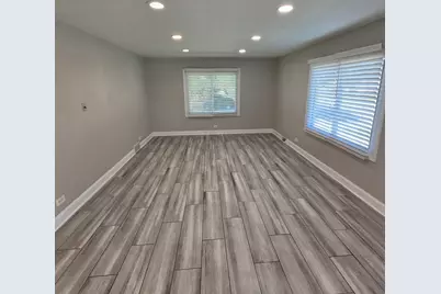 10301 Minnick Avenue, Oak Lawn, IL 60453 - Photo 14