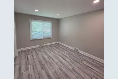 10301 Minnick Avenue, Oak Lawn, IL 60453 - Photo 20