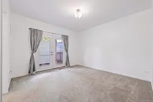 1450 W Erie St, Chicago, IL 60642 - Photo 12