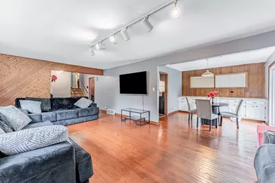 12256 S Harvard Avenue, Chicago, IL 60628 - Photo 6
