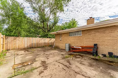 12256 S Harvard Avenue, Chicago, IL 60628 - Photo 32