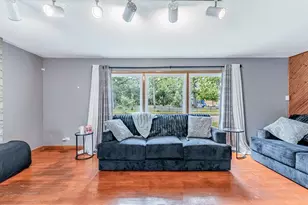 12256 S Harvard Ave, Chicago, IL 60628 - Photo 4