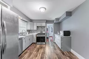 12256 S Harvard Ave, Chicago, IL 60628 - Photo 10