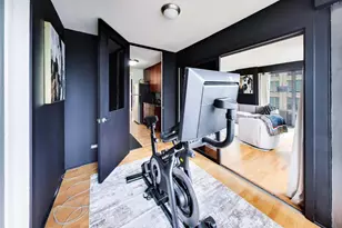 30 E Huron St, Chicago, IL 60611 - Photo 14