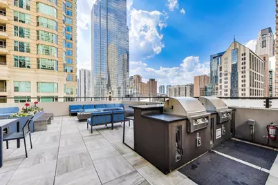 30 E Huron Street #4007, Chicago, IL 60611 - Photo 36