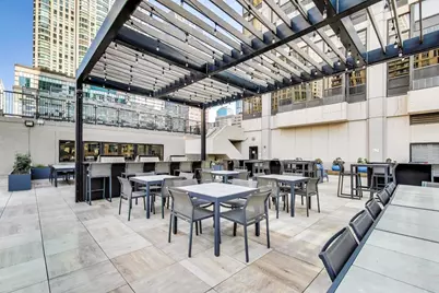 30 E Huron Street #4007, Chicago, IL 60611 - Photo 34