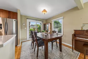 1501 E Elm St, Wheaton, IL 60189 - Photo 6