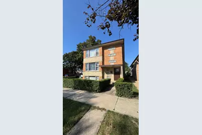 1246 S 61st Avenue, Cicero, IL 60804 - Photo 2
