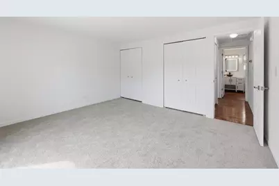 18 Eastham Court #18, Schaumburg, IL 60193 - Photo 16