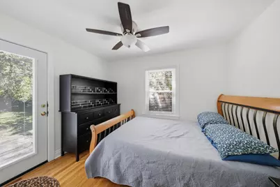 2115 Halsey Drive, Des Plaines, IL 60018 - Photo 12