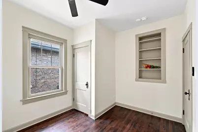 5941 W Waveland Avenue, Chicago, IL 60634 - Photo 12