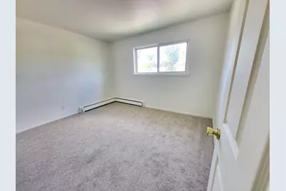 205 Marian Parkway #2A, Crystal Lake, IL 60014 - Photo 6