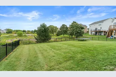991 S Carly Circle, Yorkville, IL 60560 - Photo 28
