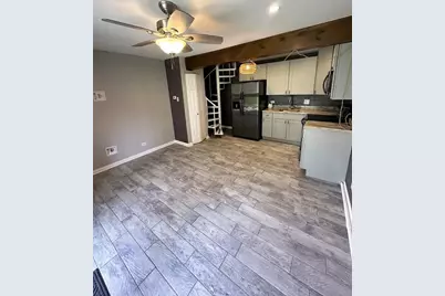 56 Vail Colony #6, Fox Lake, IL 60020 - Photo 2