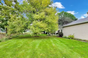 18 The Ct Of Greenway Ct, Northbrook, IL 60062 - Photo 26