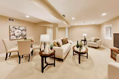 18 The Court Of Greenway Court, Northbrook, IL 60062 - Photo 22