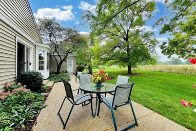 18 The Court Of Greenway Court, Northbrook, IL 60062 - Photo 24