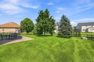 3615 Tournament Dr, Elgin, IL 60124 - Photo 32