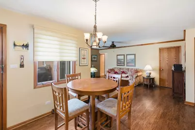 814 E 168th Street, South Holland, IL 60473 - Photo 12