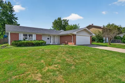1025 Mayfield Lane, Hoffman Estates, IL 60169 - Photo 2