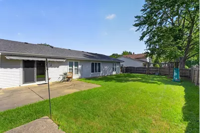 1025 Mayfield Lane, Hoffman Estates, IL 60169 - Photo 24