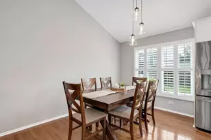 1061 Valley View Dr, Downers Grove, IL 60516 - Photo 6