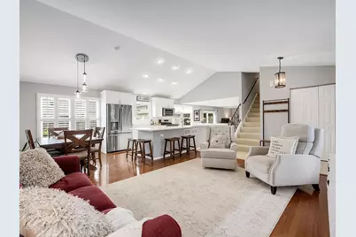 1061 Valley View Drive, Downers Grove, IL 60516 - Photo 2