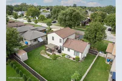 1061 Valley View Drive, Downers Grove, IL 60516 - Photo 22