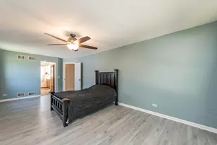 364 Churchill Ln, Gurnee, IL 60031 - Photo 20