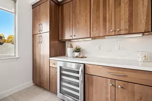 799 Lakeshore Dr., Redwood City, CA 94065 - Photo 16